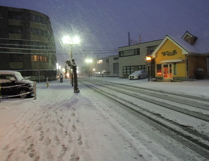 大雪店前.jpg